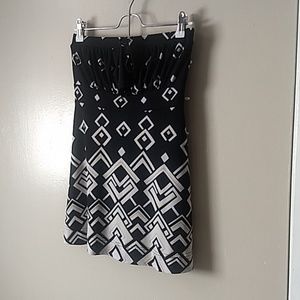 White House Black Market Strapless top - size XS